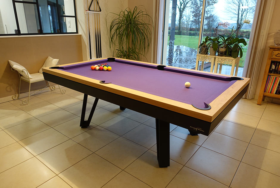 Buying a billiard table: advantages and advice